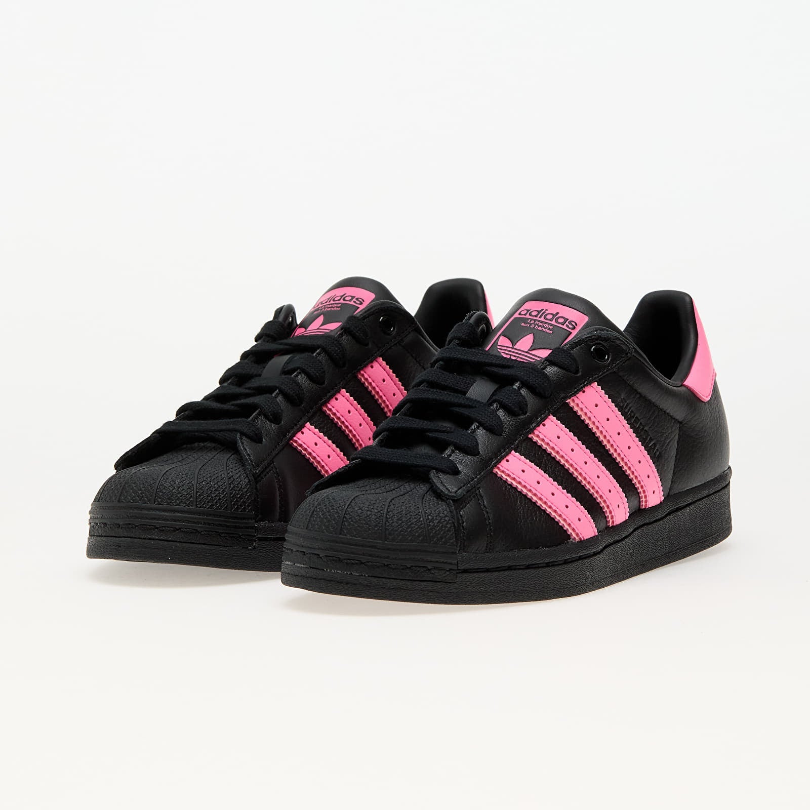 Superstar W