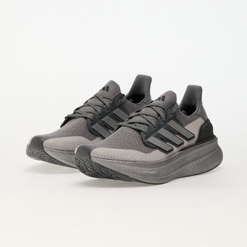 UltraBOOST 5